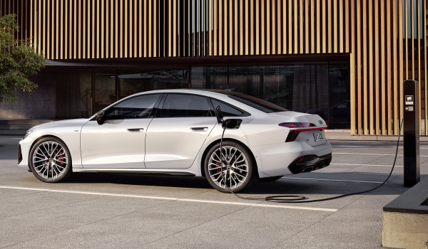 Подзаряжаемые гибриды Audi A6 e-hybrid пополнили семейство