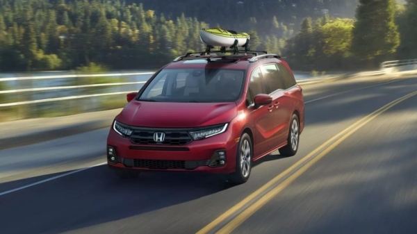 Американский минивэн Honda Odyssey обновлен во второй раз