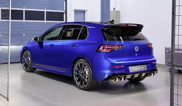 Volkswagen Golf R стал мощнее после обновления