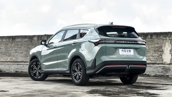 Компания Chery представила гибридный кроссовер Jetour Shanhai L7