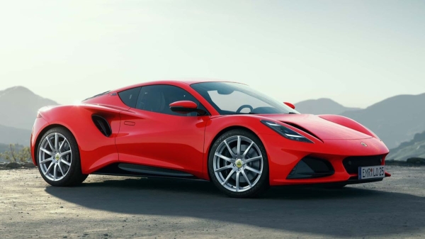 У спорткара Lotus Emira появилась самая быстрая версия Turbo SE