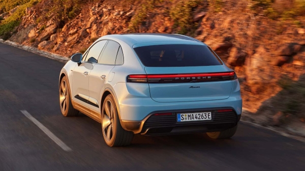 Porsche Macan в новых версиях: дешевле и дальнобойнее