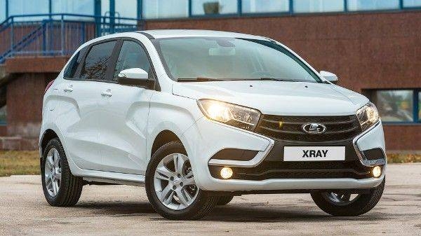 Какие марки авто восстанавливают продажи в России