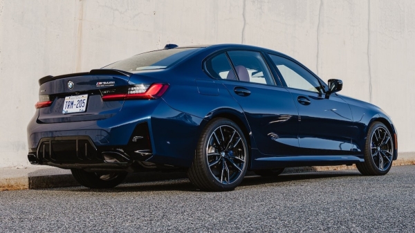 Американские BMW третьей серии принарядились к полувековому юбилею