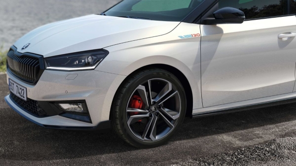 Представлена юбилейная Skoda Fabia 130: почти RS
