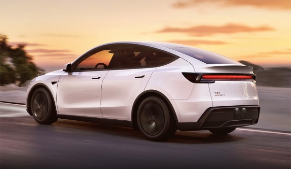 Представлен обновленный кроссовер Tesla Model Y