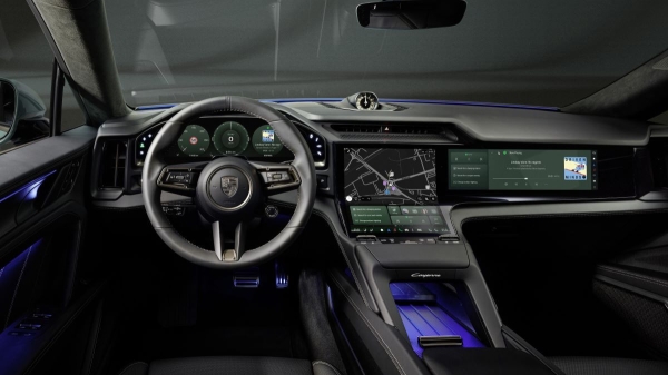 Показан салон электрического кроссовера Porsche Cayenne