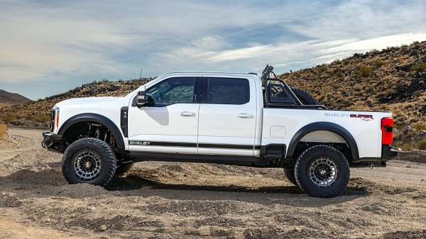 Новый Ford Shelby F-250 Super Baja: «летающий» дизельный гигант