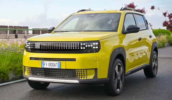 Представлен хэтчбек Fiat Grande Panda: теперь классом выше