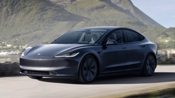 Седан Tesla Model 3 обрел самую дальнобойную версию