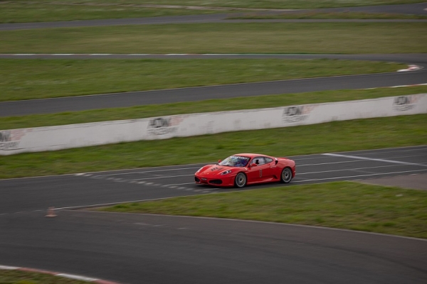 Феррари, которая… едет! Опыт владения Ferrari F430 Challenge