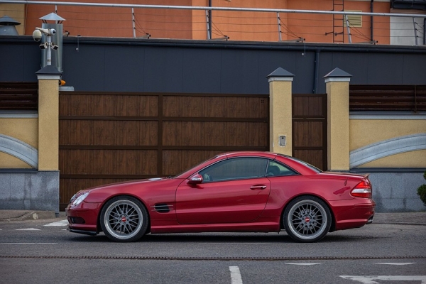 Прекрасен в движении, но так ли ужасен в содержании? Опыт владения Mercedes-Benz SL500 V R230